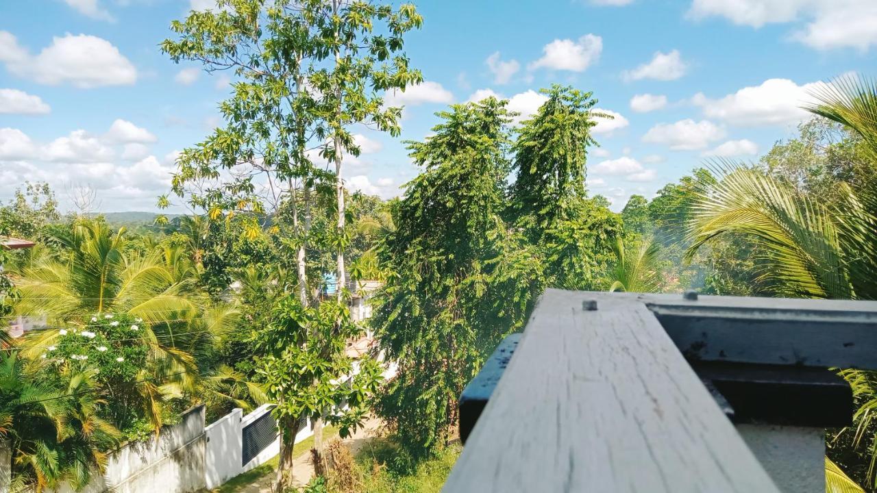 디크웰라 Sunhill Rest Hiriketiya B&B 외부 사진