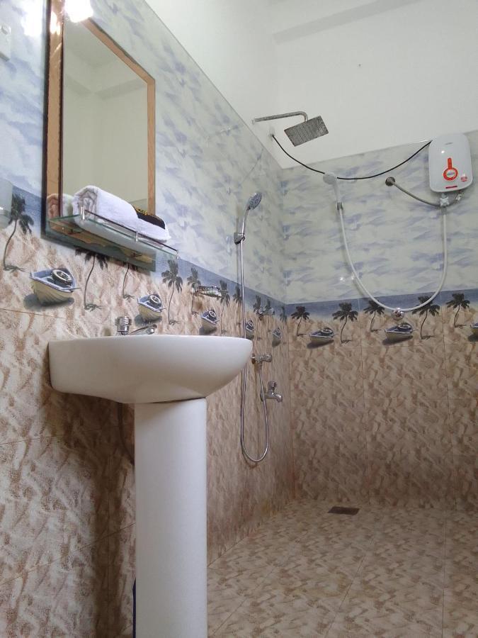 디크웰라 Sunhill Rest Hiriketiya B&B 외부 사진
