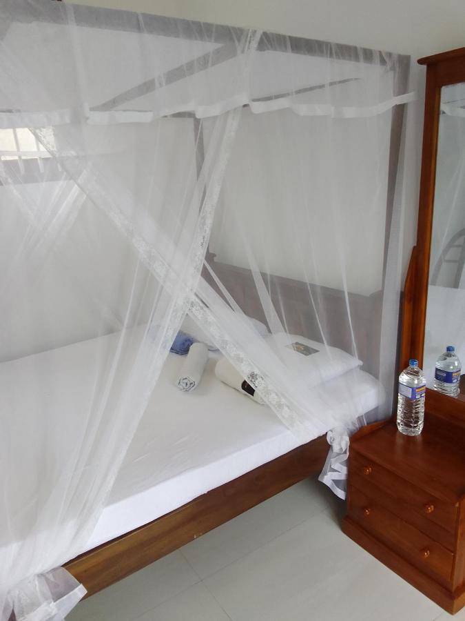 디크웰라 Sunhill Rest Hiriketiya B&B 외부 사진