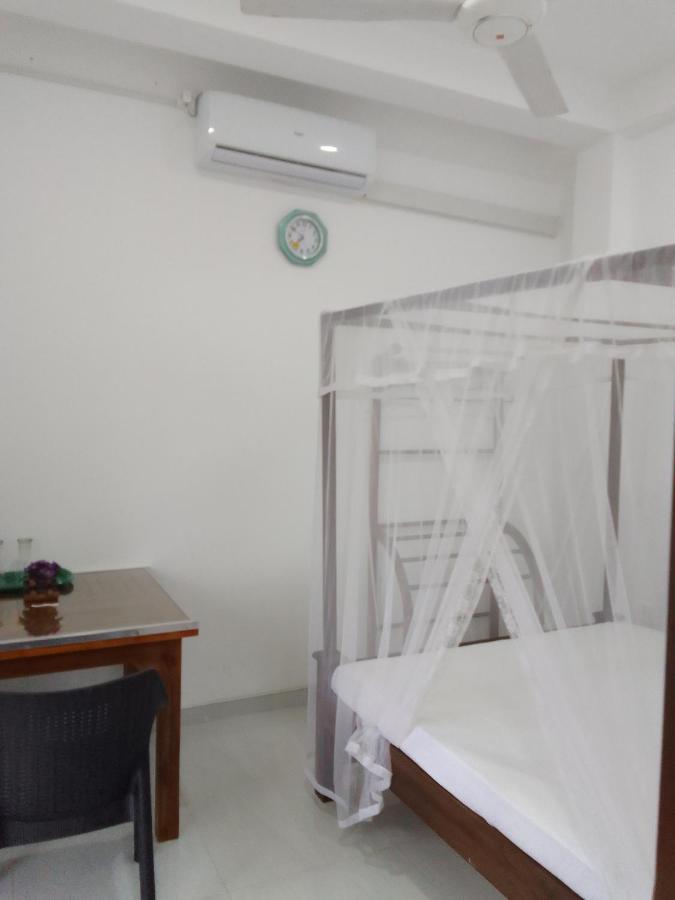 디크웰라 Sunhill Rest Hiriketiya B&B 외부 사진