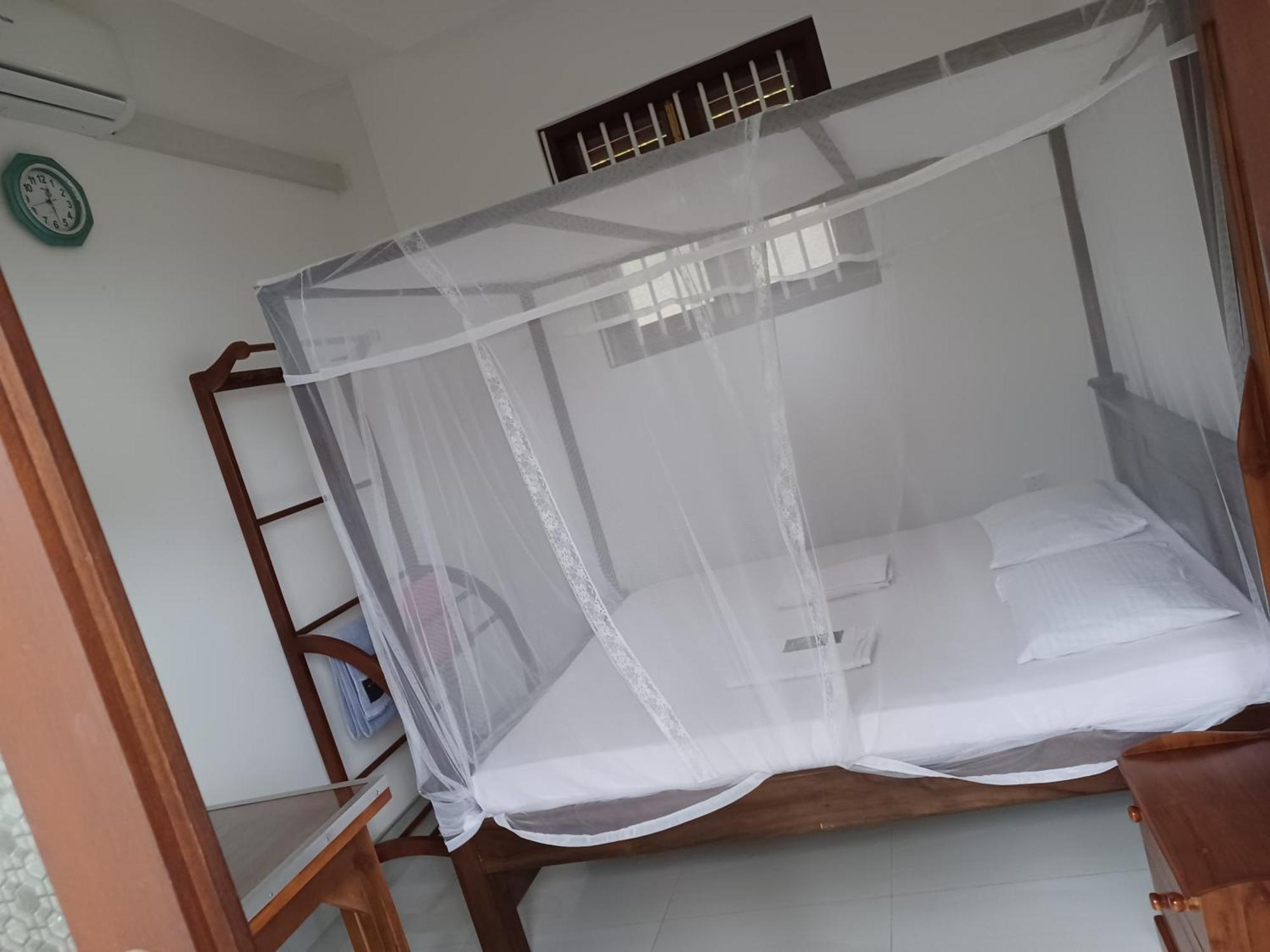 디크웰라 Sunhill Rest Hiriketiya B&B 외부 사진