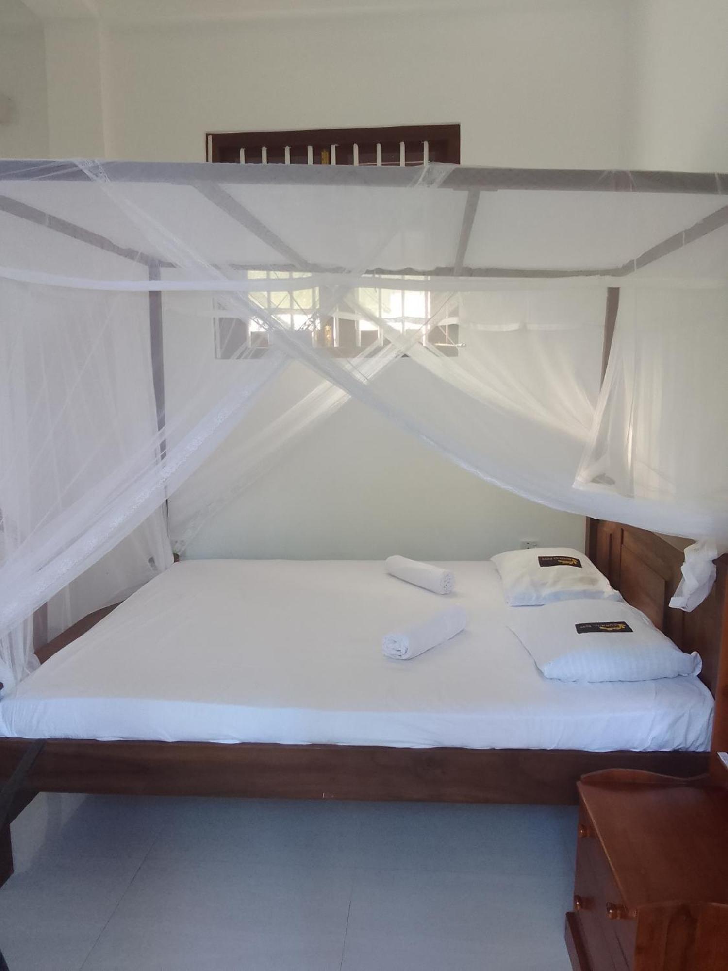 디크웰라 Sunhill Rest Hiriketiya B&B 외부 사진